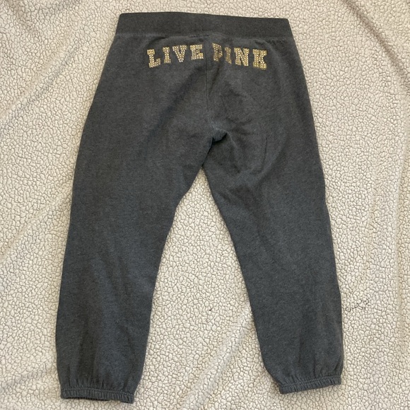 Comfy cozy sweats - Picture 3 of 3